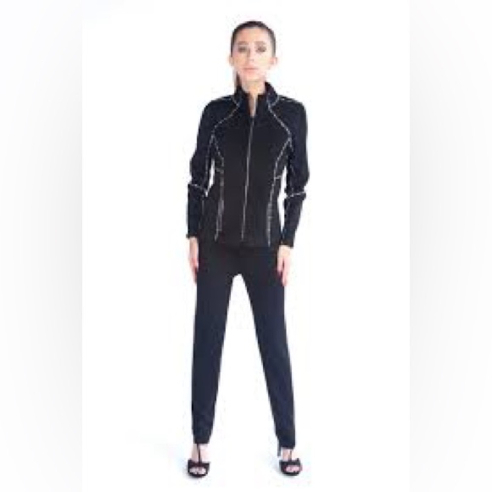Chicos Zenergy Fully Reversible Jacket Black one side & Animal Print Sz One - Picture 12 of 13